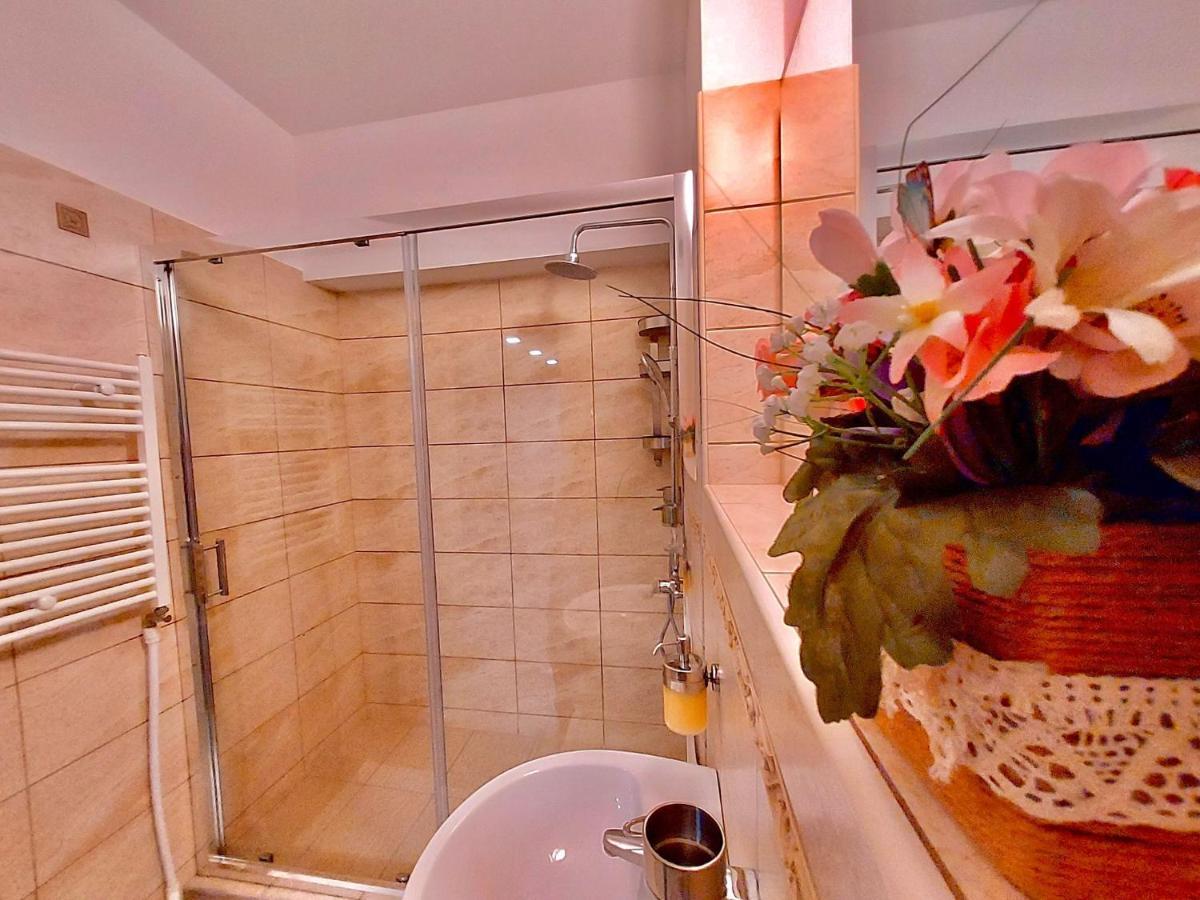 Criss Apartament Sinaia Zewnętrze zdjęcie